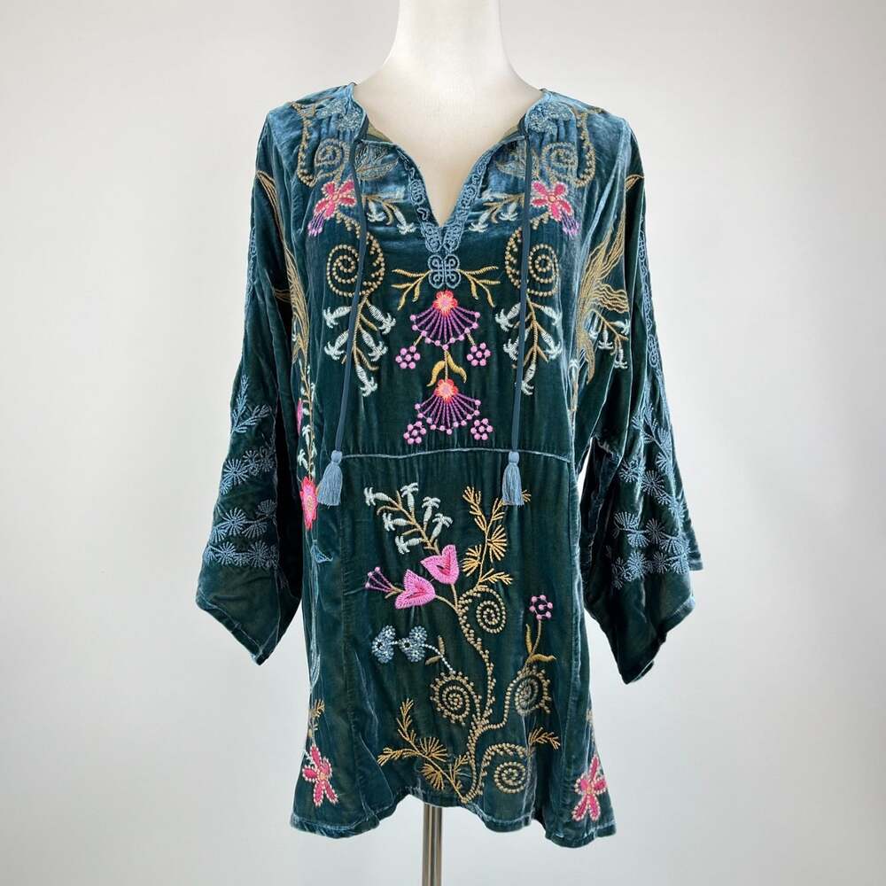 NWOT Johnny Was Silk Blend Velvet Floral Embroidered Tunic Blouse Green Size XL - Picture 4 of 16